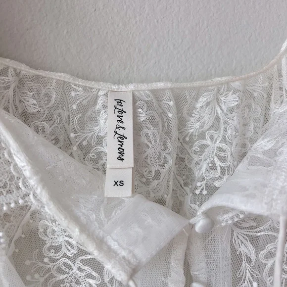 For Love and Lemons Forever Bridal Robe SOLD OUT online ! Coachella vibes 🌸 - Picture 8 of 9